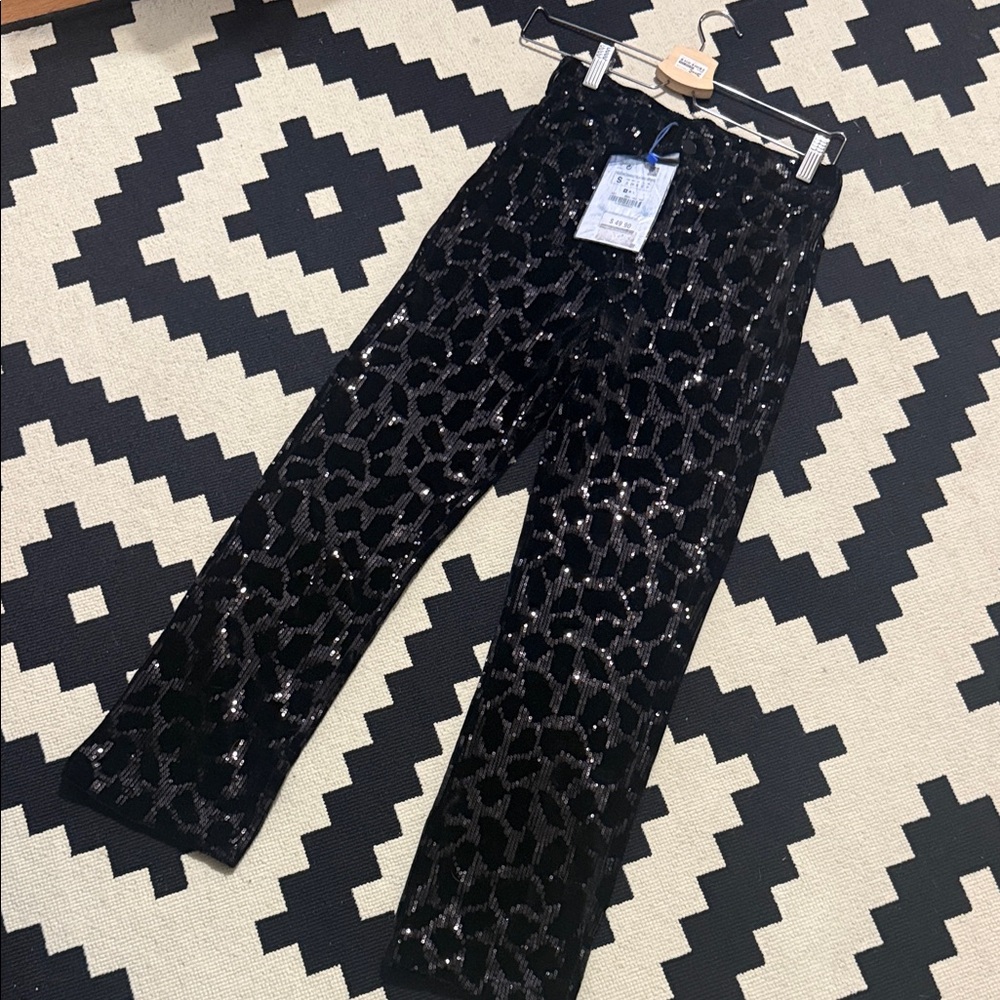 Zara Shimmering Black Sequin velvet cropped Trousers